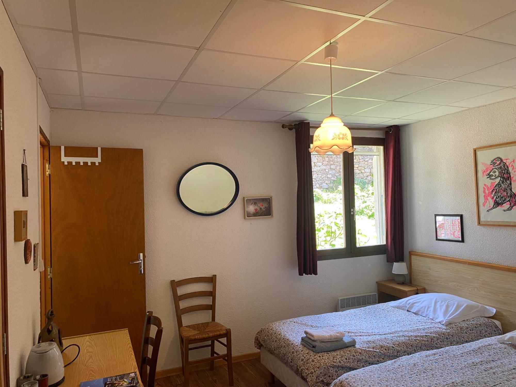 Bed and Breakfast Mas Lluganas Mosset Exterior foto